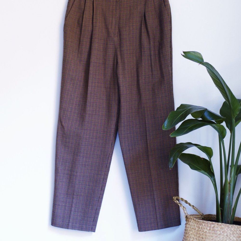 1980's Vintage high waisted pant. - Picture 2 of 3